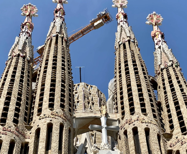 Tickets and Audioguide Sagrada Família with Passion Tower