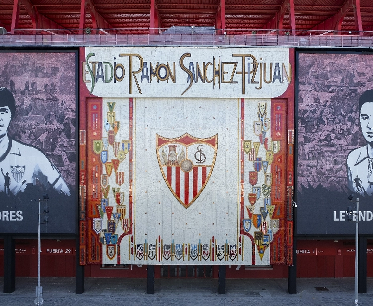 TOUR DELLO STADIO RAMÓN SÁNCHEZ-PIZJUÁN (SEVILLA FC)   